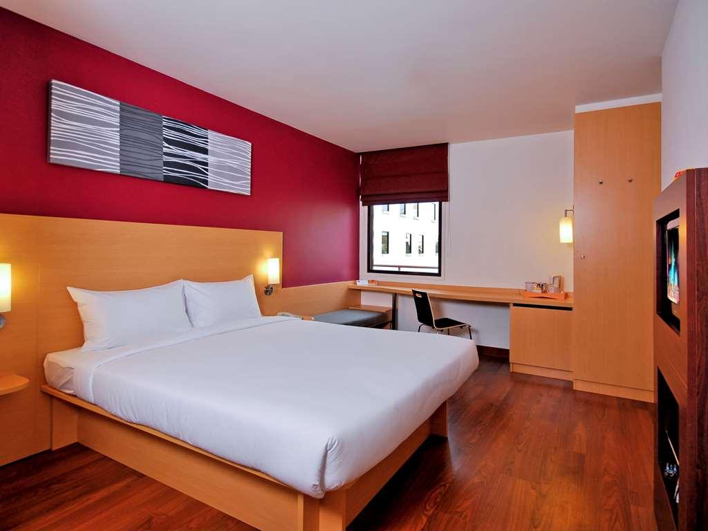 Ibis Bangkok Sukhumvit 4 Hotel Room photo