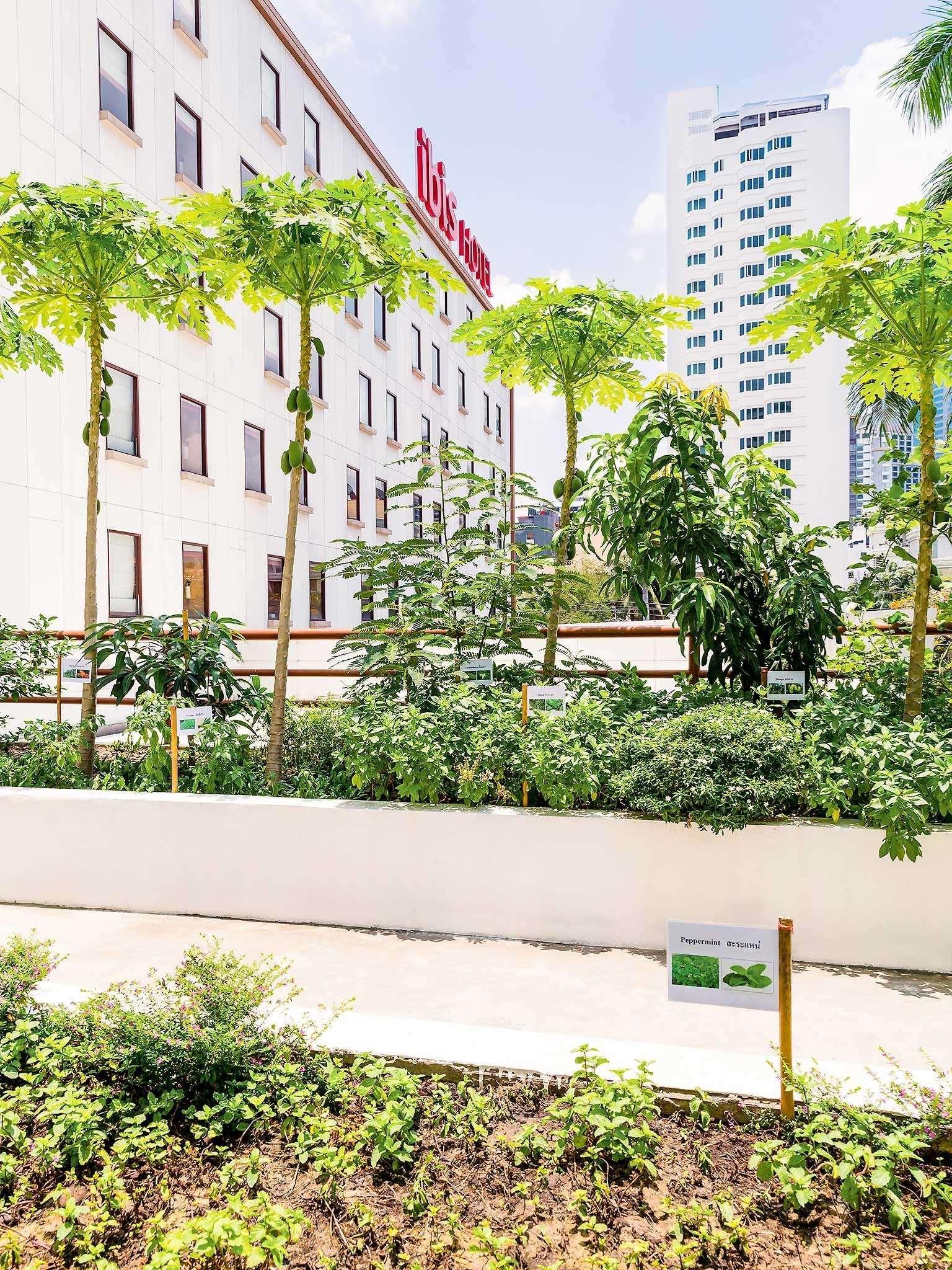 Ibis Bangkok Sukhumvit 4 Hotel Exterior photo